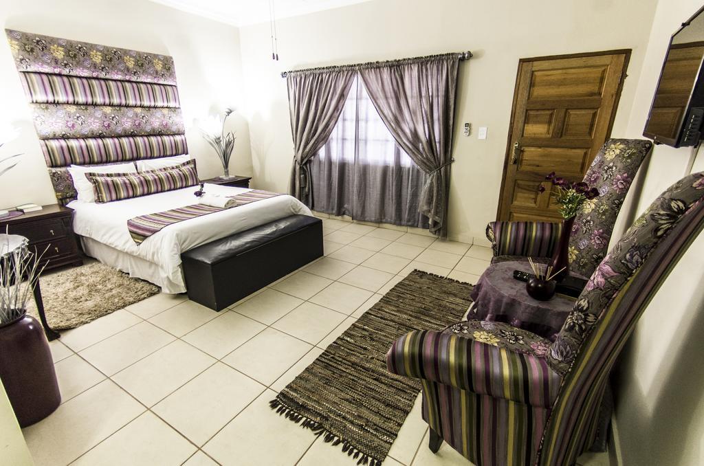 Dei Gratia Guest House มูซินา ภายนอก รูปภาพ