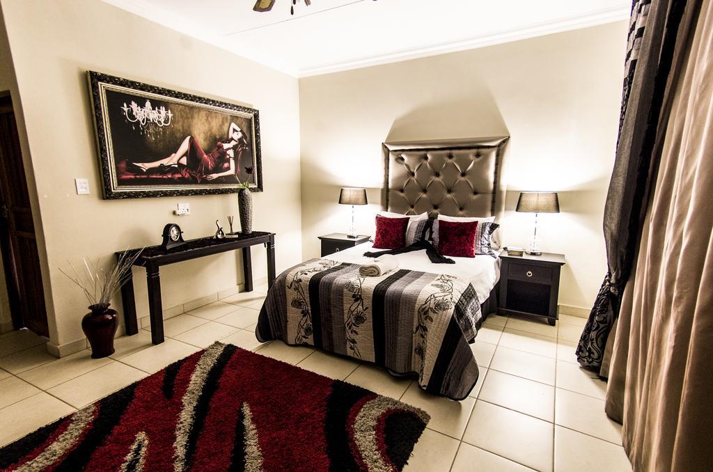 Dei Gratia Guest House มูซินา ภายนอก รูปภาพ